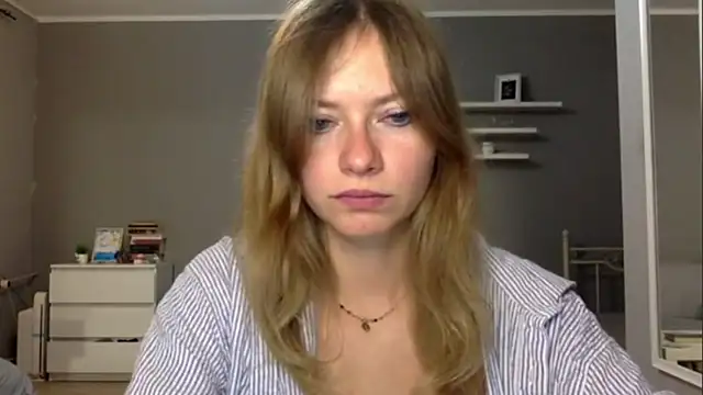 Snapshot of MillieShow chatting on 20, 12, 2025 MillieShow online show from 20, 12, 2025