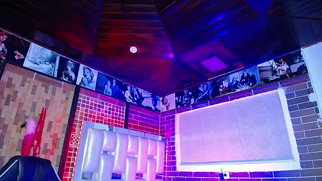 kriss sweetboobs10 online show from 28, 4, 2026