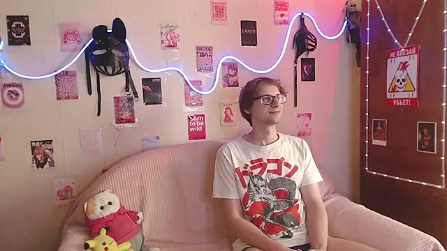 Snapshot of Your_Horny_Friends chatting on 11, 9, 2025 Your Horny Friends online show from 11, 9, 2025