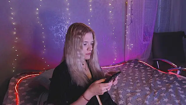 Snapshot of Your_Horny_Friends chatting on 1, 3, 2026 Your Horny Friends online show from 1, 3, 2026