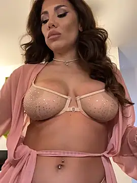 CelineReys online show from 7, 10, 2025