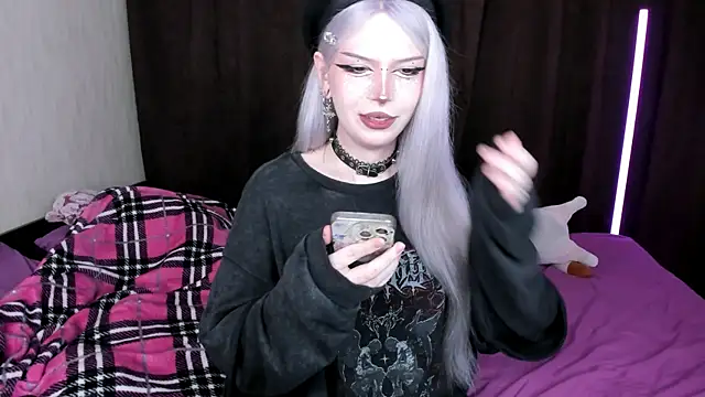 amelia mays xx online show from 28, 9, 2025