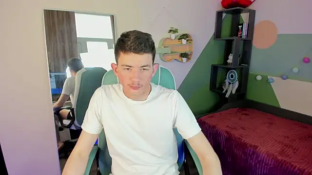 Danny  Magic online show from 15, 3, 2025