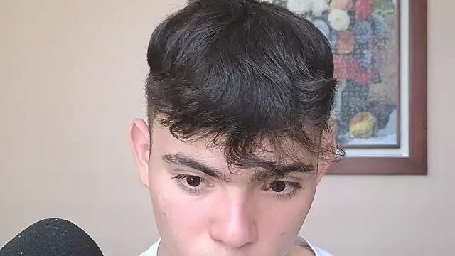 lukeboyce33 online show from 12, 3, 2025