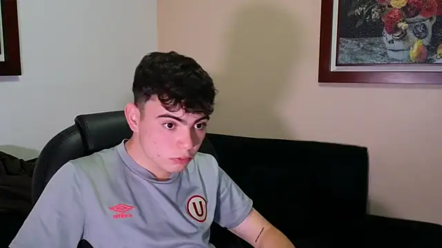 lukeboyce33 online show from 17, 9, 2025