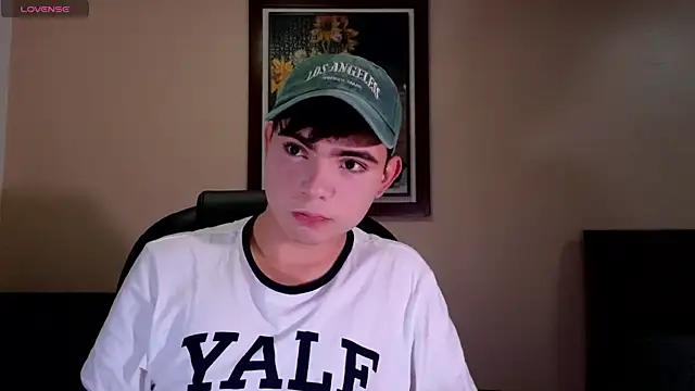 lukeboyce33 online show from 22, 3, 2026