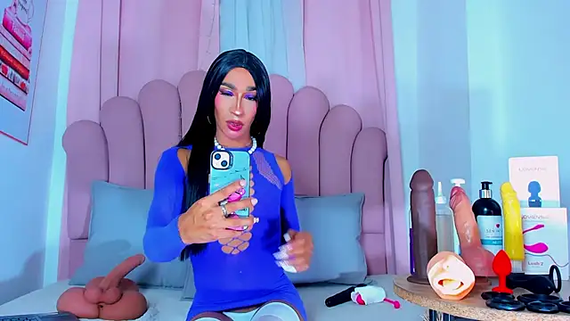 Snapshot of NicoleMadrird chatting on 4, 6, 2026 NicoleMadrird online show from 4, 6, 2026