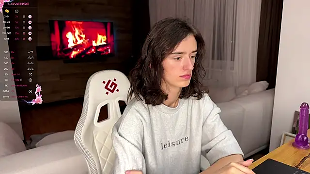 TwinTemptations online show from 9, 10, 2025