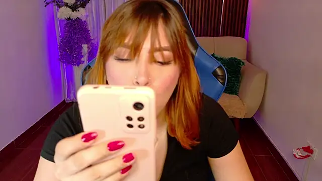 karla hill 28 online show from 14, 6, 2026