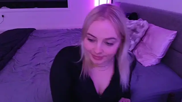 margot robbie7 online show from 18, 2, 2026