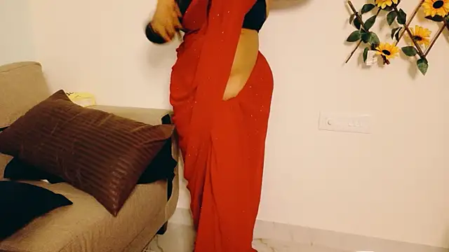 Snapshot of Tamil_hot_whiskey_girl chatting on 21, 5, 2026 Tamil hot whiskey girl online show from 21, 5, 2026