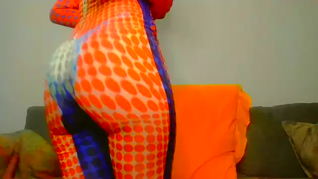 ModelZoee online show from 26, 6, 2026