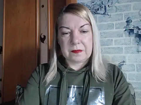 Lillia Ray online show from 19, 3, 2026