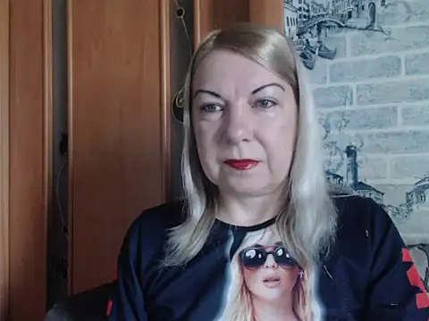 Lillia Ray online show from 25, 4, 2026