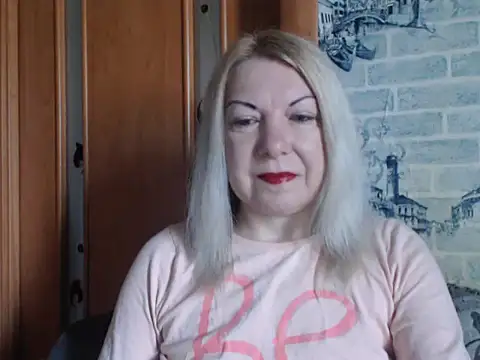 Lillia Ray online show from 27, 4, 2026