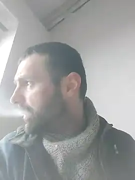 Snapshot of MaksDzubaV chatting on 19, 3, 2025 MaksDzubaV online show from 19, 3, 2025