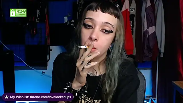 Snapshot of lovelockedlips chatting on 31, 5, 2026 lovelockedlips online show from 31, 5, 2026