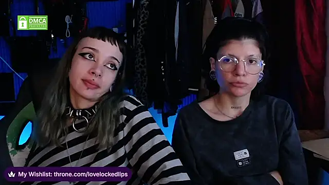 Snapshot of lovelockedlips chatting on 7, 6, 2026 lovelockedlips online show from 7, 6, 2026