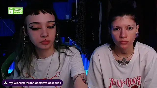 Snapshot of lovelockedlips chatting on 7, 6, 2026 lovelockedlips online show from 7, 6, 2026