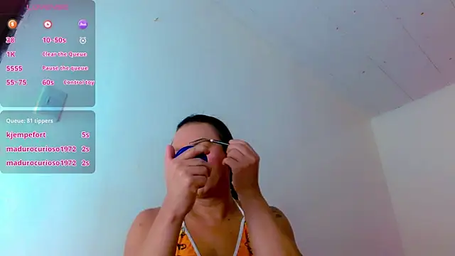 Snapshot of Dayana_Dias chatting on 7, 6, 2026 Dayana Dias online show from 7, 6, 2026