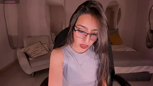 LarisaSmirnov online show from 11, 11, 2025