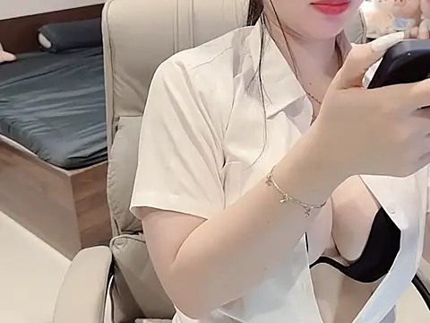 Nabiii6868 online show from 18, 4, 2026