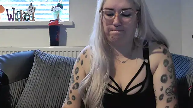 Sizzling Indie36 online show from 17, 10, 2025