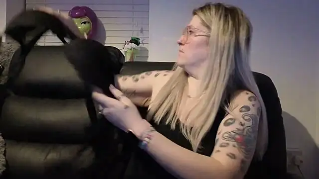 Sizzling Indie36 online show from 1, 2, 2026