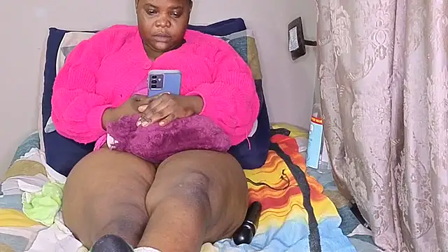 spicybootie online show from 23, 7, 2026