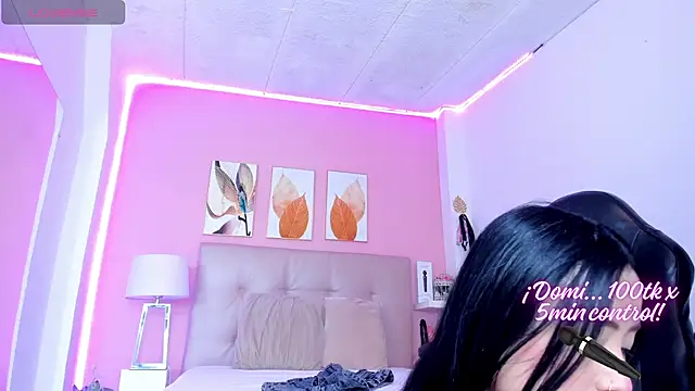 Molly h0t online show from 24, 4, 2026