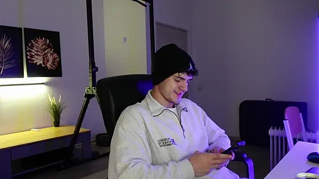 Brad Holloway online show from 8, 11, 2025