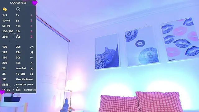 Valen ross  online show from 6, 3, 2026