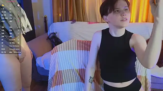 Snapshot of Tara_Lawson chatting on 24, 9, 2025 Tara Lawson online show from 24, 9, 2025