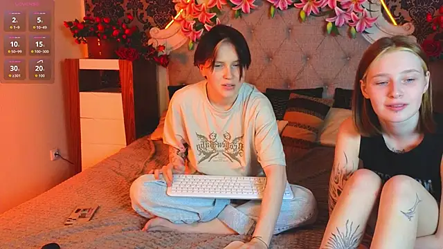 Snapshot of Tara_Lawson chatting on 21, 11, 2025 Tara Lawson online show from 21, 11, 2025