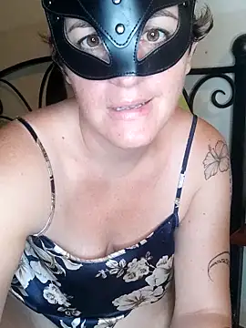 Snapshot of emiliemilf chatting on 11, 11, 2025 emiliemilf online show from 11, 11, 2025