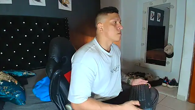 ethan dalton  online show from 19, 9, 2025