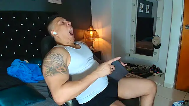 ethan dalton  online show from 23, 9, 2025