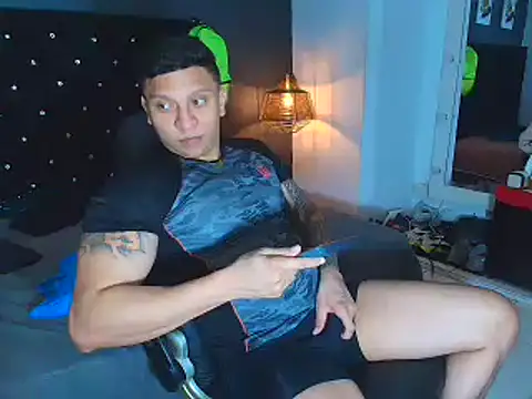 ethan dalton  online show from 6, 11, 2025