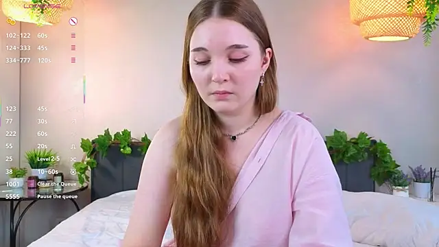 ConstanceHelms online show from 27, 10, 2025