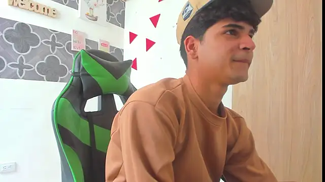 Snapshot of 317894 chatting on 1, 3, 2026 317894 online show from 1, 3, 2026