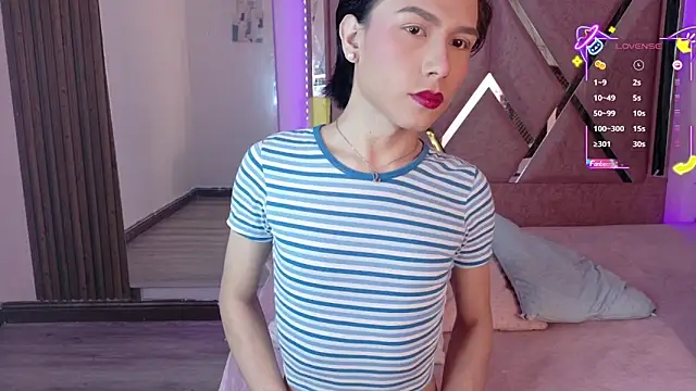 Ash Femboy online show from 29, 11, 2025