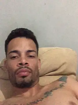 Snapshot of HenriquePhn chatting on 24, 3, 2026 HenriquePhn online show from 24, 3, 2026