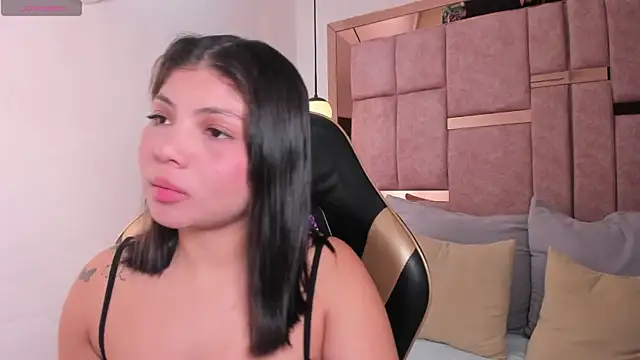 abby roux online show from 20, 4, 2026