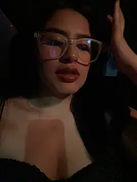 andrea gomes  online show from 23, 4, 2026