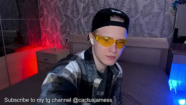 Snapshot of Cactus__James chatting on 10, 9, 2025 Cactus James online show from 10, 9, 2025