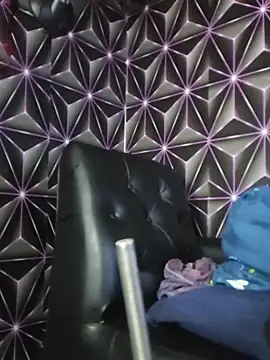 Megann 9 online show from 22, 4, 2026