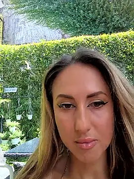 Brilliant-Splashes online show from 23, 12, 2025