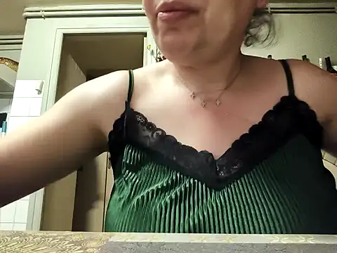 mimi19820 online show from 19, 4, 2026