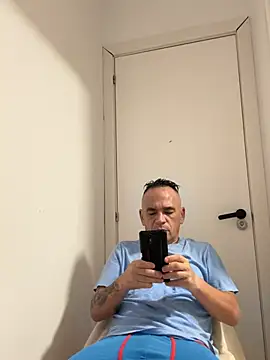 mateocali25 online show from 15, 7, 2026