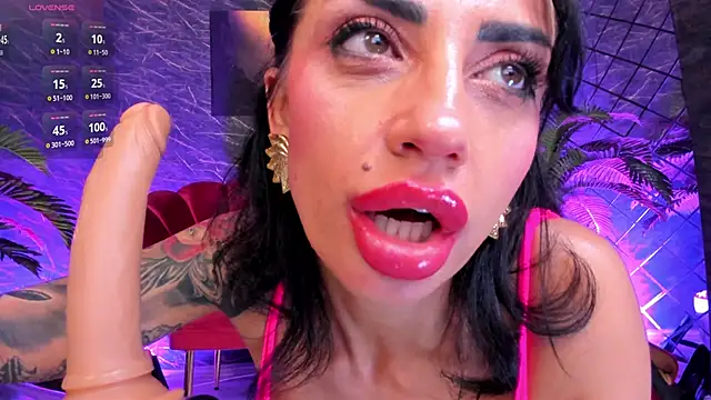 IzabelaTessa online show from 26, 6, 2026